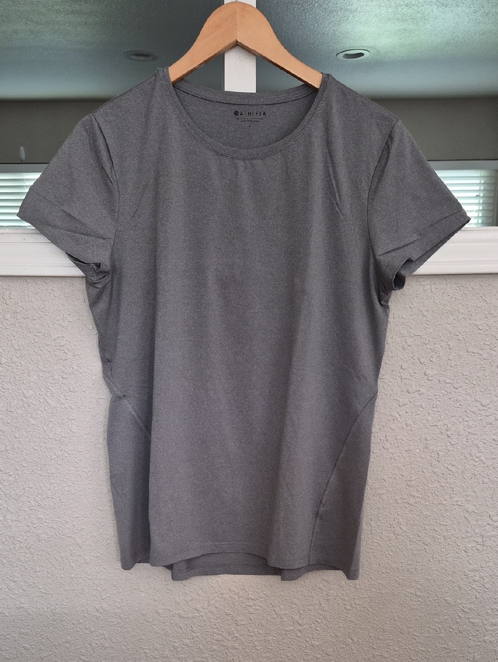 Athleta Heather Gray Performance Crew Tee Sz. Women's L